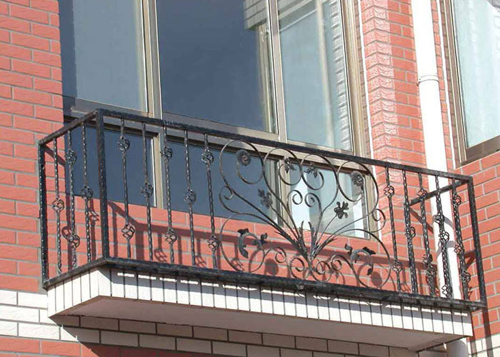 陽臺(tái)護(hù)欄